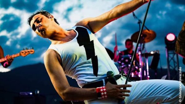 Forever Queen - Performed by Queen Alive