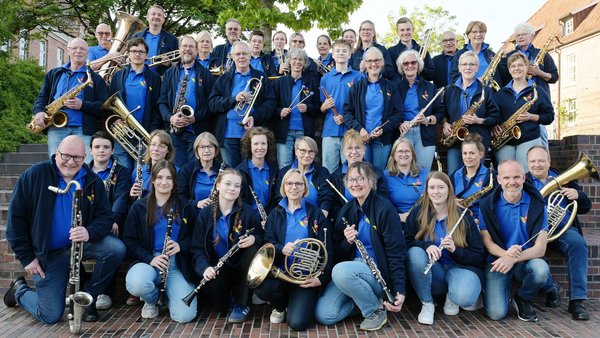 Stadtorchester Emden der Musischen Akademie e.V. und der Feuerwehr Emden