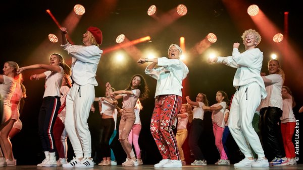 DIE SHOW by Tanzschule Astrid Löschen